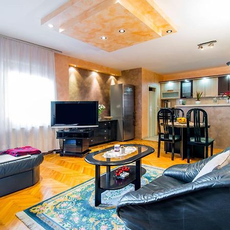 Apartment City Center Újvidék Kültér fotó