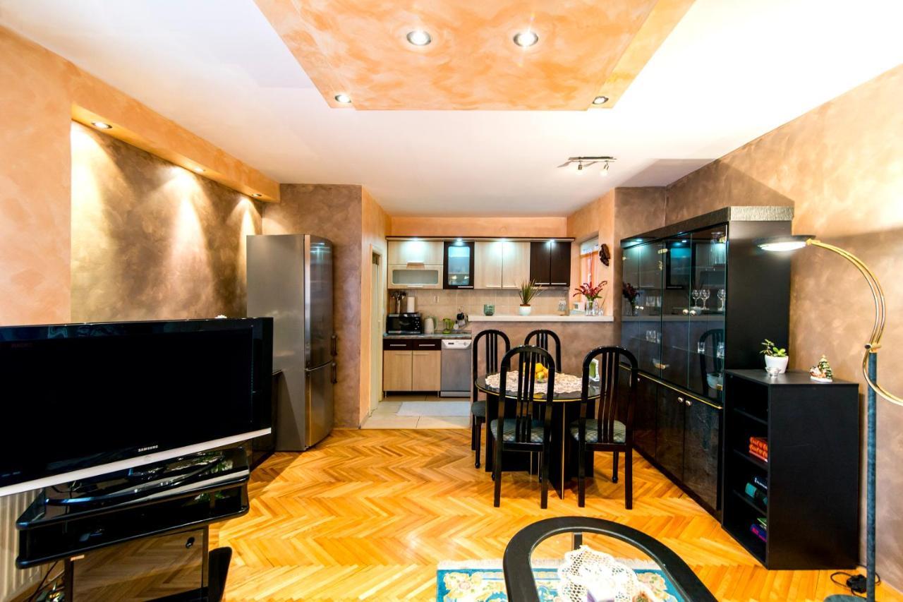 Apartment City Center Újvidék Kültér fotó